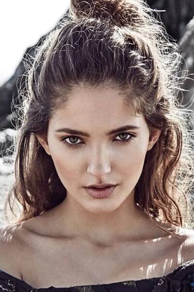 Sara Sandeva herečka