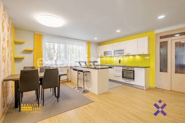 Luxusní byt 163m2, 5+1 se zahradou, Filmové ateliéry - Vrchy - Zlín | Explicit Reality
