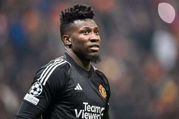 André Onana se zatím v Manchesteru United neukazuje v nejlepším světle.