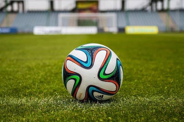 Míč Tráva Fotbal Fotbalový - Fotografie zdarma na Pixabay