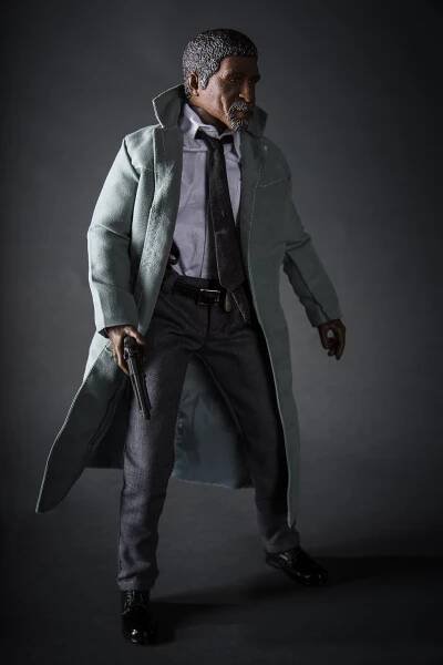 stan-shaw-action-figure-0109.jpg