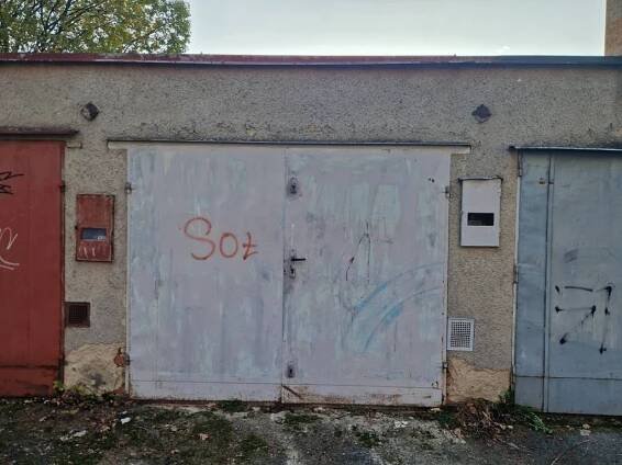 Prodej stavby (garáže), zastavěná plocha 20 m2,