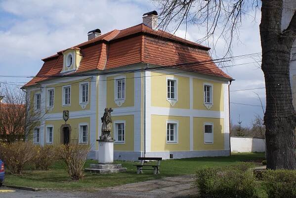 Soubor:Dolní Lukavice 01.JPG – Wikipedie