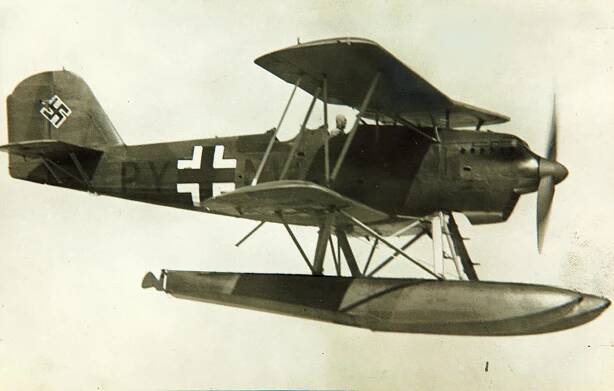 Soubor:Heinkel He 60.jpg – Wikipedie
