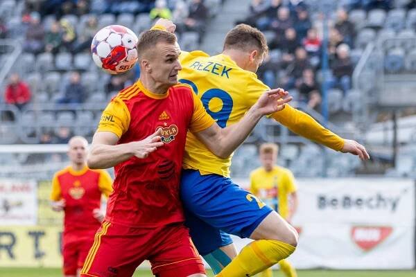 Velká paráda v Opavě. Slezané postupují do semifinále MOL Cup, fandil i Kozub