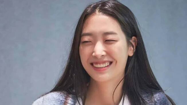Lee Chae Min And Ryu Da In Are Dating: Romantic Relationship Confirmed ...