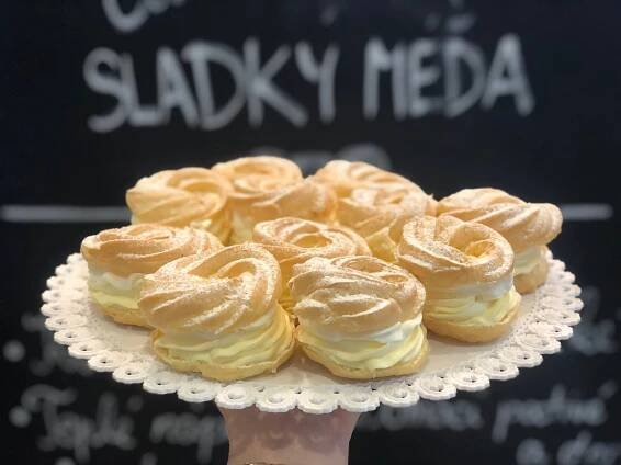 Věneček | Zákusky | Zákusky | Dorty Olomouc