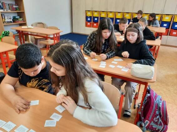 Březen – měsíc knihy - ZŠ PŘEMYSLOVCŮ LOUNY