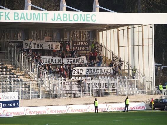 23. kolo: FK Baumit Jablonec – FC Hradec Králové 4:0 (1:0) | VOTROCI 2000