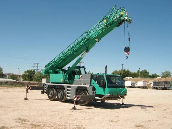 Liebherr LTM 1055/1