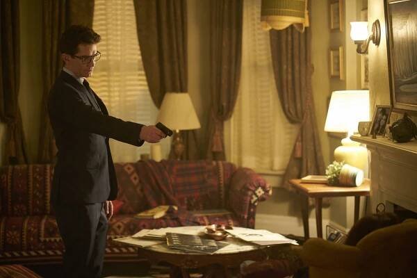 Orphan Black - Guillotines Decide - Z filmu - James Frain