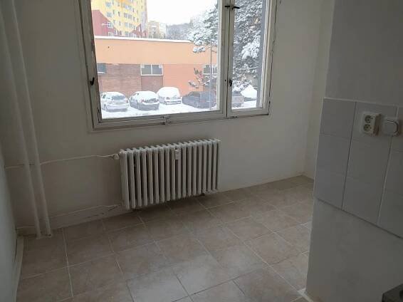 Pronájem Byt 3+1, Kyjická, Chomutov