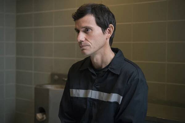 Domek z karet - 32. kapitola - Z filmu - Christian Camargo
