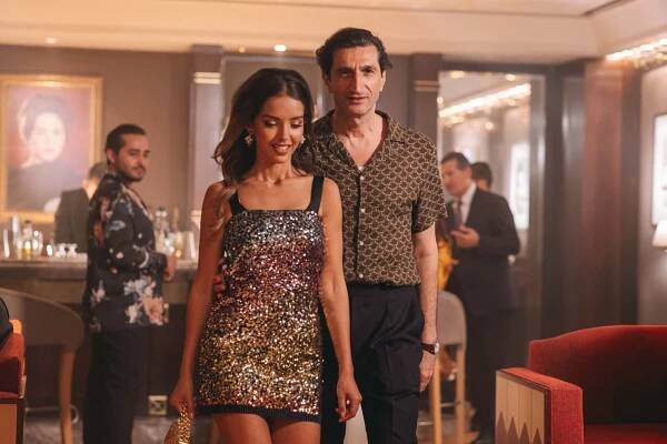 Lyna Khoudri, Fares Fares - Orli republiky - Z filmu