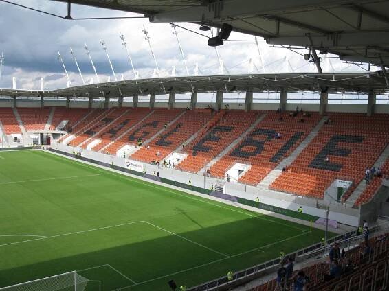 Soubor:Dialog Arena.jpg – Wikipedie