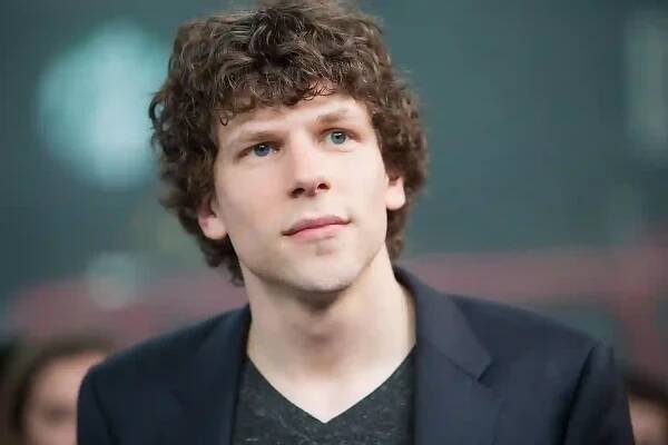 The Market: Jesse Eisenberg a J.J. Abrams mají společný projekt