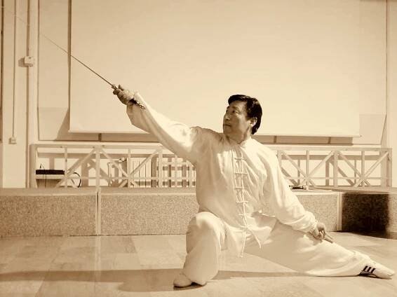 Sestava s (mingským) mečem - Taiji Chen style Nová Paka