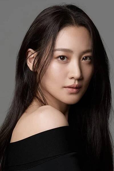 Claudia Kim herečka