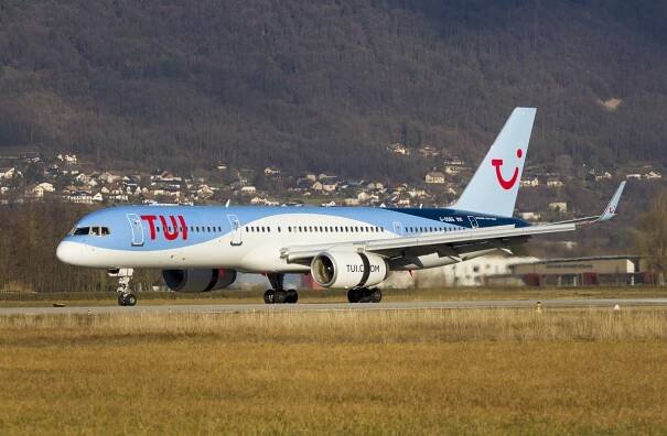 Airliners in the Mountains at Chambéry airport - The Full Gull