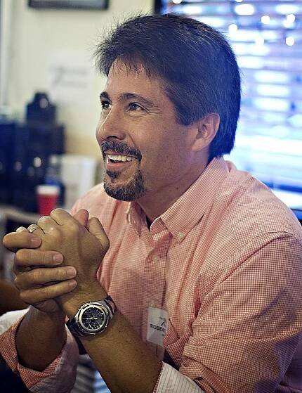 Robert Dugoni