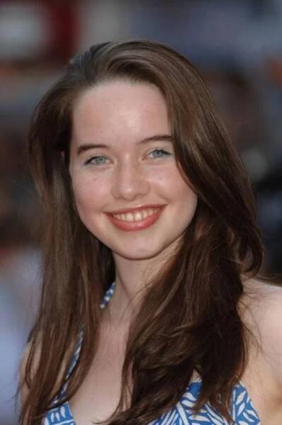 Anna Popplewell fotka