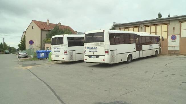 V Česku opět stoupá počet nakažených, problém začínají mít hlavně dopravci