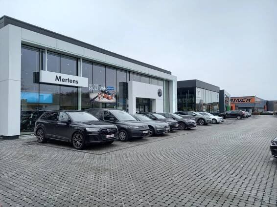 Mertens garage