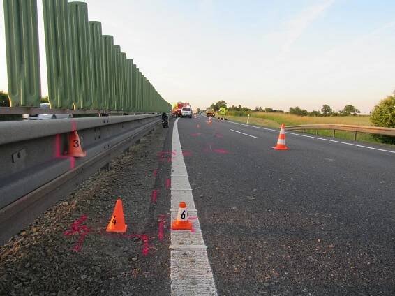 Policie hledá svědky nehody motorkářky na D46