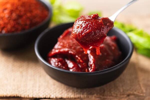 Gochujang – korejská fermentovaná chilli pasta je geniální ingredience, která si podmaňuje svět