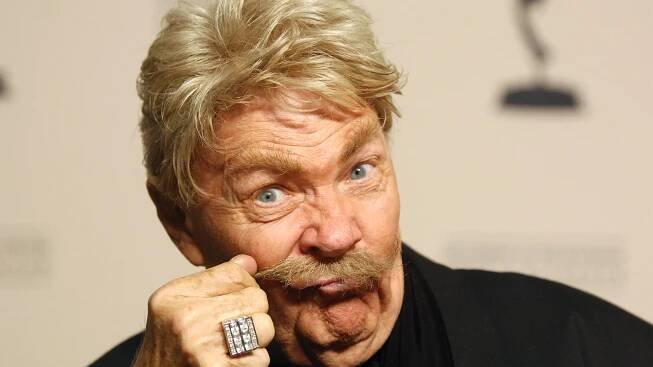 Rip Taylor, Flamboyant Comedian, Is Dead at 88