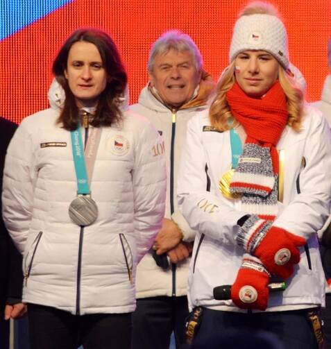 File:Sáblíková Ledecká Novák 2018.jpg - Wikimedia Commons