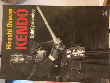 Shinai a kniha Kendó  - Bojové sporty