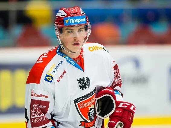 Mountfield HK, a.s. | Fotogalerie | Hráč | Lukáš Vopelka