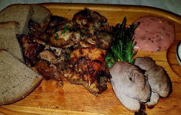COUNTRY SALOON, Jablonec nad Nisou - Menu, Prices & Restaurant Reviews - Tripadvisor