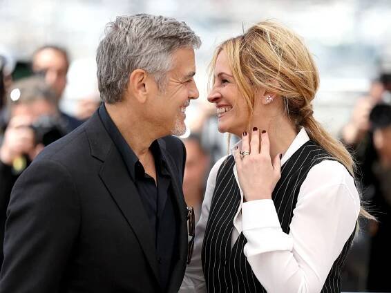 George Clooney and Julia Roberts Struggled With Onscreen Kiss