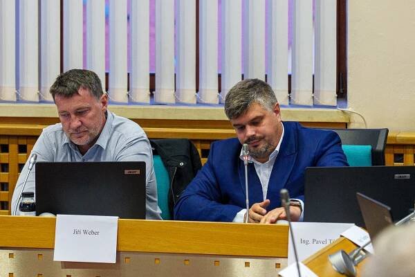 Chomutov si zvolil nového primátora. Město nyní povede Milan Petrilák