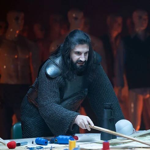 How Kayvan Novak’s Dad Shaped Nandor’s Big ‘WWDITS’ Episode