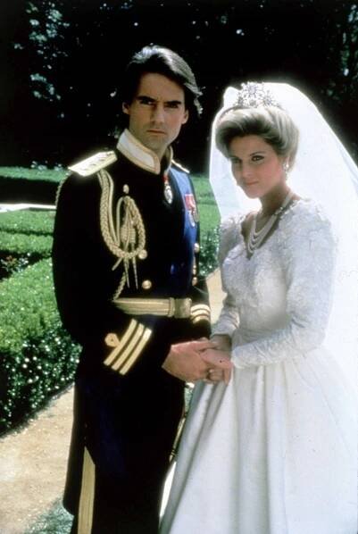 Králova sestřenice otevřeně o šikaně v paláci: Chudinka Meghan! Musí to vydržet