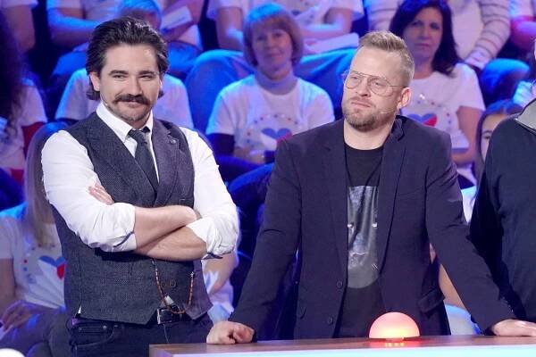 Někteří Kotka přirovnávali k pornoherci z osmdesátek.
