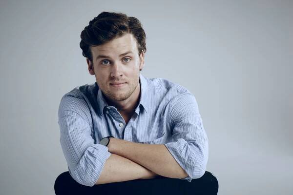 ‘Frasier’ Sequel Series at Paramount+ Casts Jack Cutmore-Scott