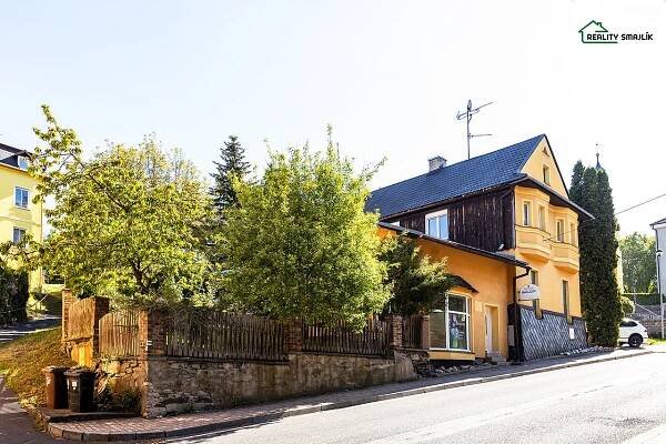Prodej rodinného domu s nebytovým prostorem, garáž, zahrada, Luby u Chebu | Reality.iDNES.cz 