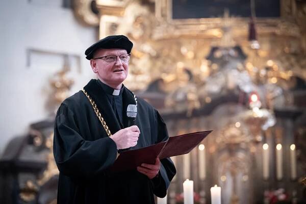 Novým děkanem Katolické teologické fakulty Univerzity Karlovy se stal Jaroslav Brož - Církev.cz