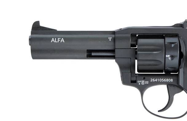 Revolver Alfa model 641 4′′, 6 mm Flobert, černěný, dřevěné střenky