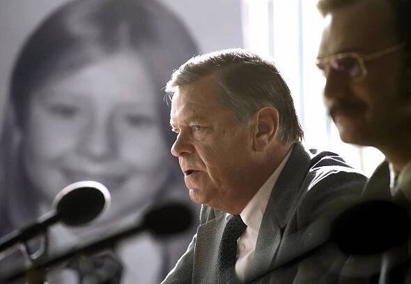 Vraždy v Yorkshiru: 1983 - Z filmu - Warren Clarke