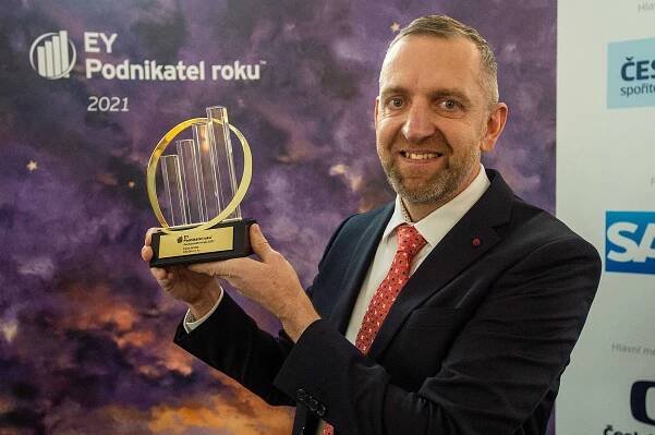 Podnikatelem roku je v Pardubickém kraji výrobce „neušpinitelného“ oblečení