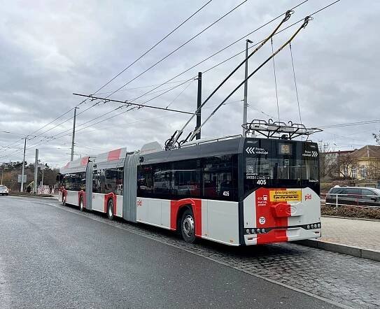 Testovací jízda trolejbusu Škoda Solaris 24m z Nádraží Veleslavín na Letiště Václava Havla. Foto: Dominika Brabcová / DPP