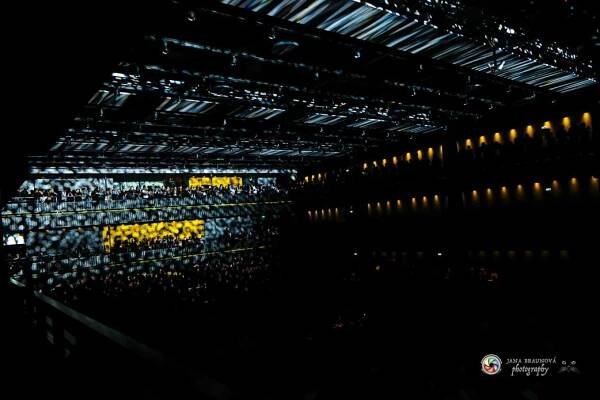 Aneta Langerová se Symfonickým orchestrem Českého rozhlasu rozněžnila Forum Karlín 