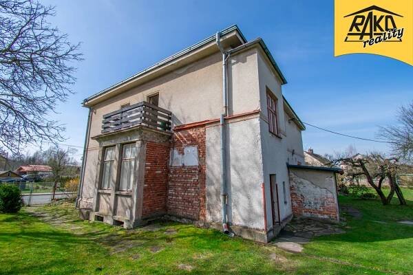 Prodej rodinného domu se dvěma velkými byty ve Rtyni v Podkrkonoší | RAKO reality Trutnov