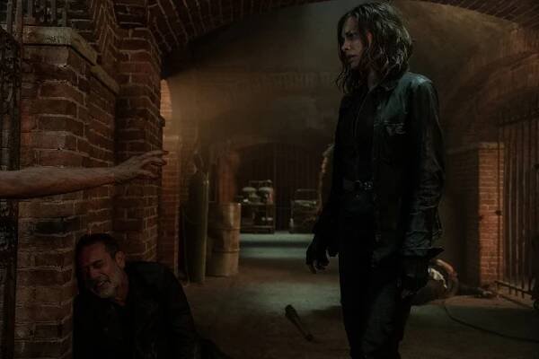 The Walking Dead: Dead City - If History Were a Conflagration - Z filmu