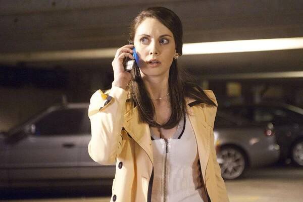 Alison Brie, Who Starred in 'Scream 4,' Shares Her 'Problem' with Slasher Franchise: 'Too Many People Live'